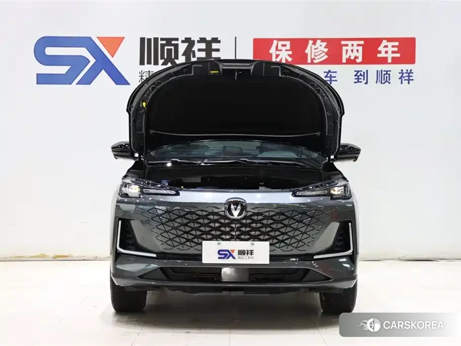 Chang'an Changan CS55PLUS 2024 Silver/gray из Китая, фото 5