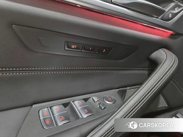 BMW 5 Series (G30) 2023 Серый из Кореи, фото 5