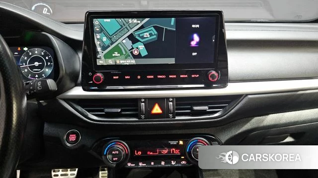 Kia The New K3 2nd generation 2022 Белый из Кореи, фото 5