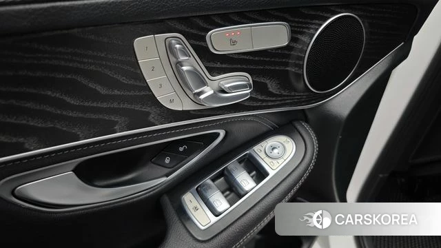 Mercedes-Benz GLC-Class X253 2018 Белый из Кореи, фото 5