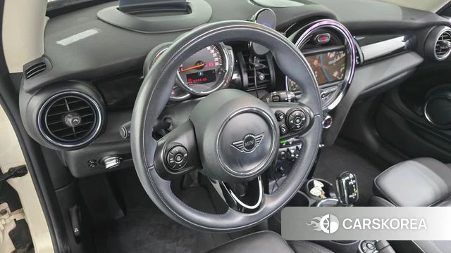 Mini Cooper 2020 Жемчужный цвет из Кореи, фото 5