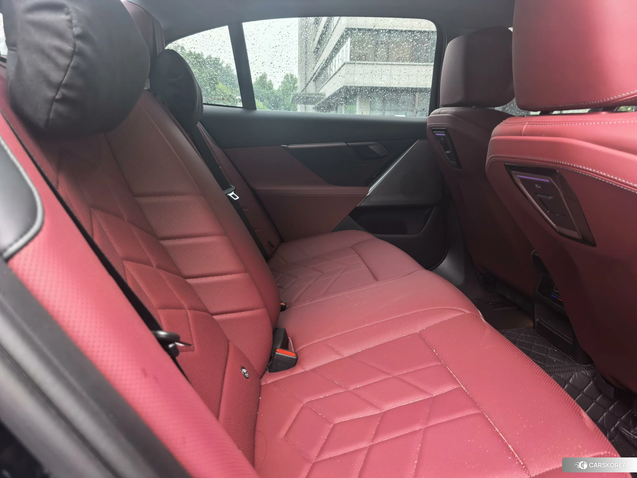 BMW 5 series 2024 Черный из Китая, фото 5