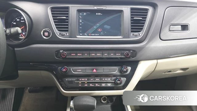 Kia The New Carnival 2020 Белый из Кореи, фото 5