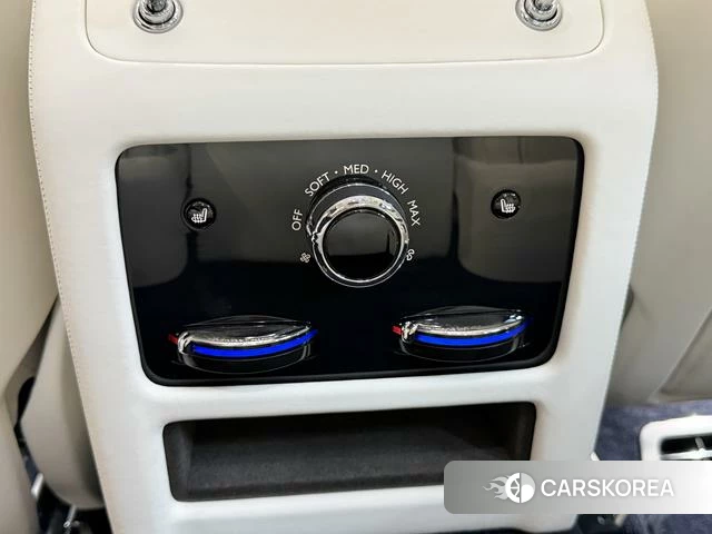 Rolls-Royce Gust 2022 Черный из Китая, фото 5