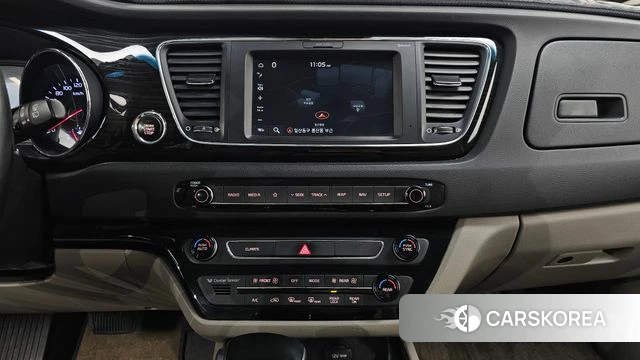 Kia The New Carnival 2018 Белый из Кореи, фото 5