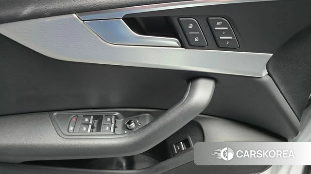 Audi A4 (B9) 2019 Белый из Кореи, фото 5