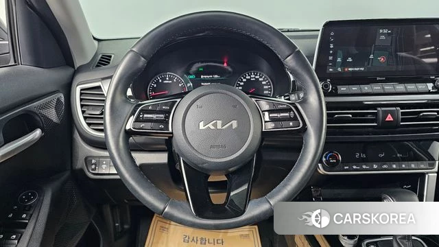 Kia Seltos 2022 Серый из Кореи, фото 5