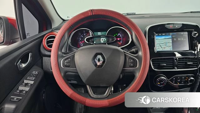 Renault Korea (Samsung) Clio 2019 Красный из Кореи, фото 5