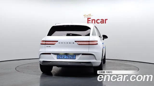 Genesis Electrified GV70 2022 Белый из Кореи, фото 5