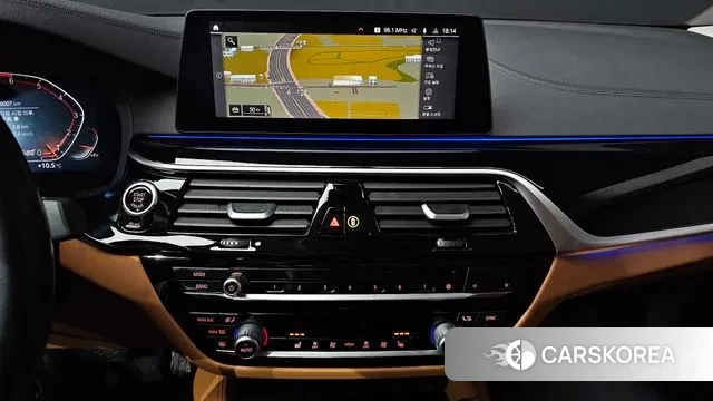 BMW 5 Series (G30) 2020 Серый из Кореи, фото 5