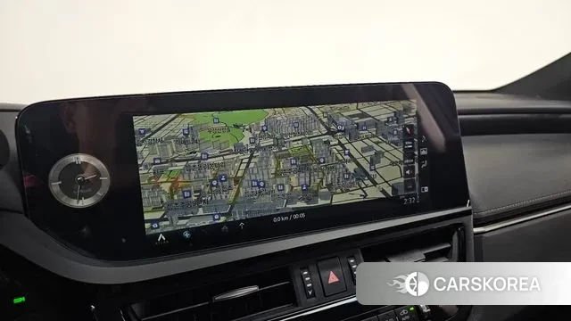 Lexus ES300h 7th generation 2022 Белый из Кореи, фото 5