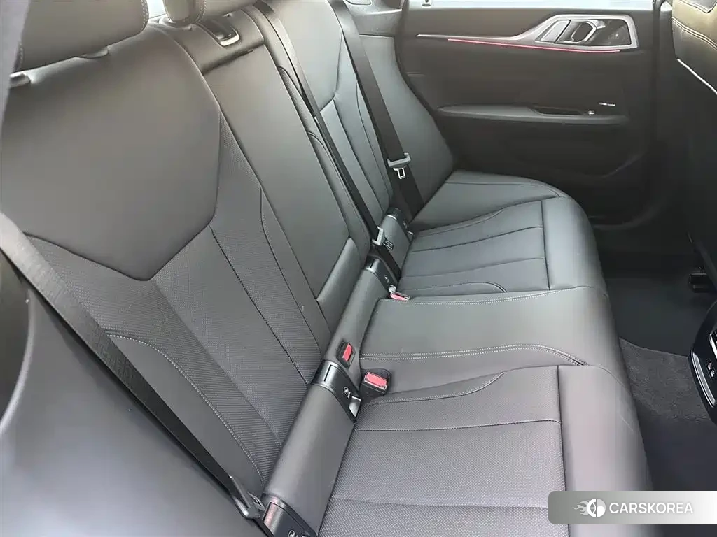 BMW 4 series 2026 Зеленый из Китая, фото 5