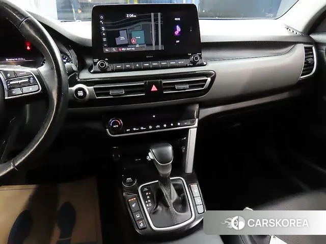 Kia Seltos 2022 Белый из Кореи, фото 5