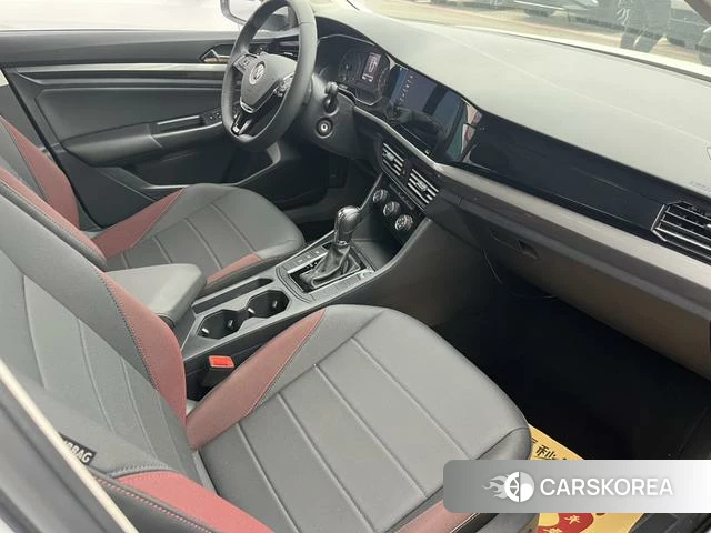 Volkswagen Bora 2021 Белый из Китая, фото 5