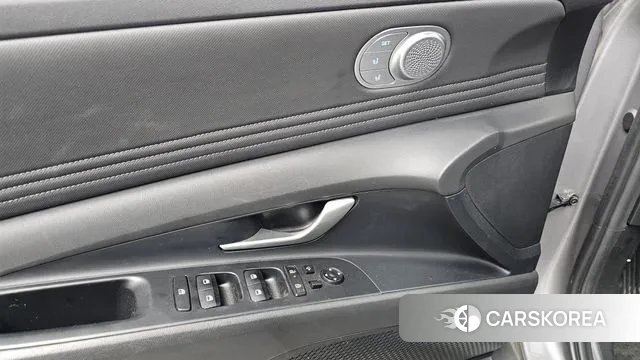 Hyundai The New Avante (CN7) 2024 Серый из Кореи, фото 5