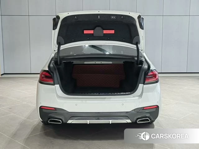 BMW 5 series 2023 Белый из Китая, фото 5