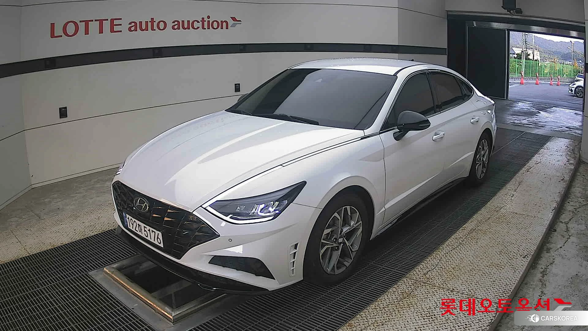 Hyundai Sonata 2023 Serenity White Pearl (Optional addition) из Кореи, фото 5