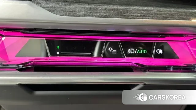 BMW 7 Series (G70) 2023 Песочный из Кореи, фото 5