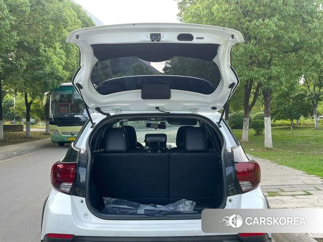 Toyota YARIS L Zhixuan 2022 Белый из Китая, фото 5