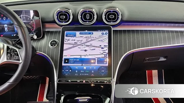 Mercedes-Benz C-Class W206 2022 Белый из Кореи, фото 5