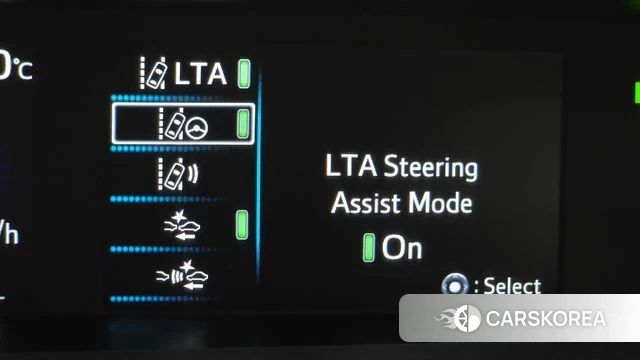 Toyota Prius 4th Generation 2021 Белый из Кореи, фото 5