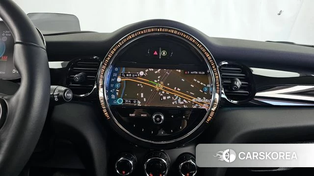 Mini Cooper 2023 Черный из Кореи, фото 5