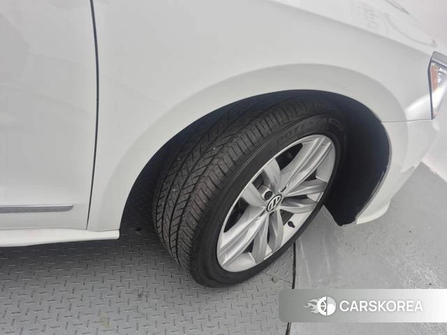 Volkswagen The New Passat 2018 Белый из Кореи, фото 5