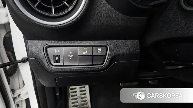 Kia The New K3 2nd generation 2022 Белый из Кореи, фото 5