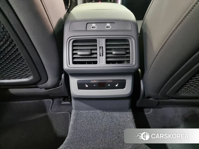 Audi Q5 (80A) 2025 Серый из Кореи, фото 5