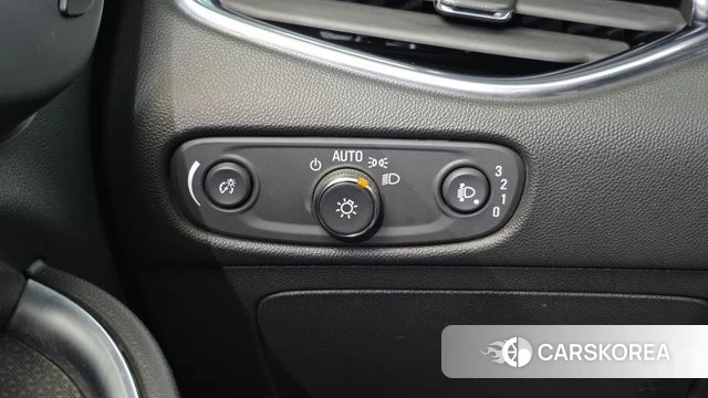 Chevrolet (GM Daewoo) The New Malibu 2021 Белый из Кореи, фото 5