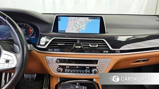 BMW 7 Series (G11) 2021 Серый из Кореи, фото 5