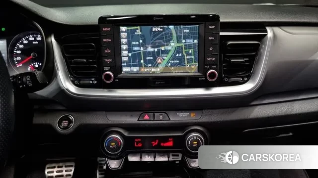 Kia Stonic 2018 Белый из Кореи, фото 5