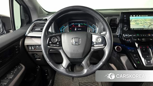 Honda Odyssey 2018 Серебристо-серый из Кореи, фото 5