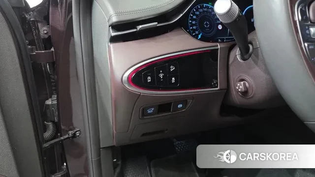 Genesis GV70 2021 Коричневый из Кореи, фото 5