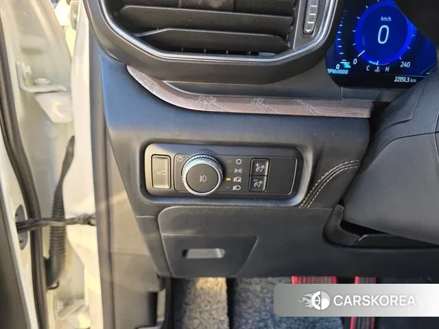 Ford Explorer 6th Generation 2022 Белый из Кореи, фото 5