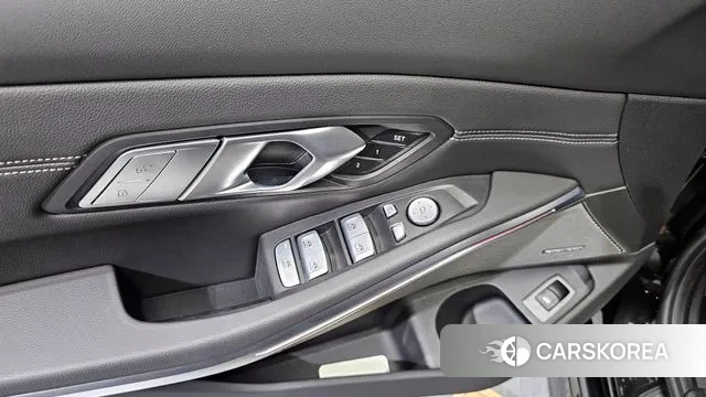 BMW 3 Series (G20) 2025 Черный из Кореи, фото 5