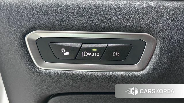 BMW X7 (G07) 2025 Белый из Кореи, фото 5