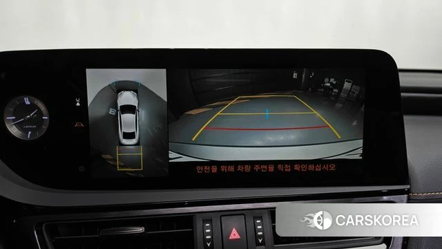 Lexus ES300h 7th generation 2023 Серебристо-серый из Кореи, фото 5