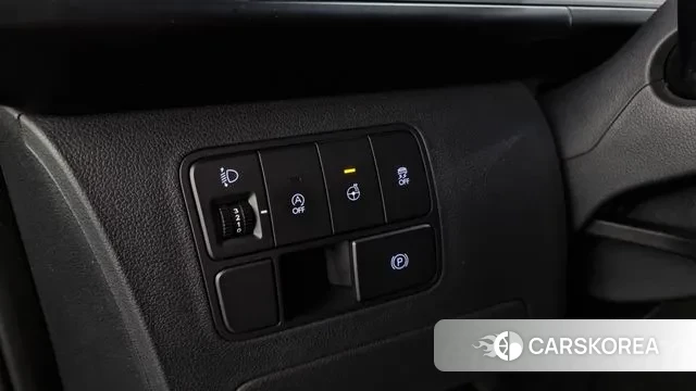 Hyundai Staria 2022 Серебряный из Кореи, фото 5