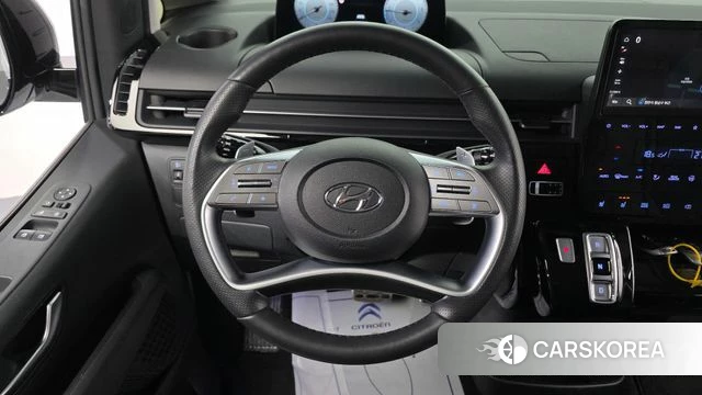 Hyundai Staria 2022 Белый из Кореи, фото 5