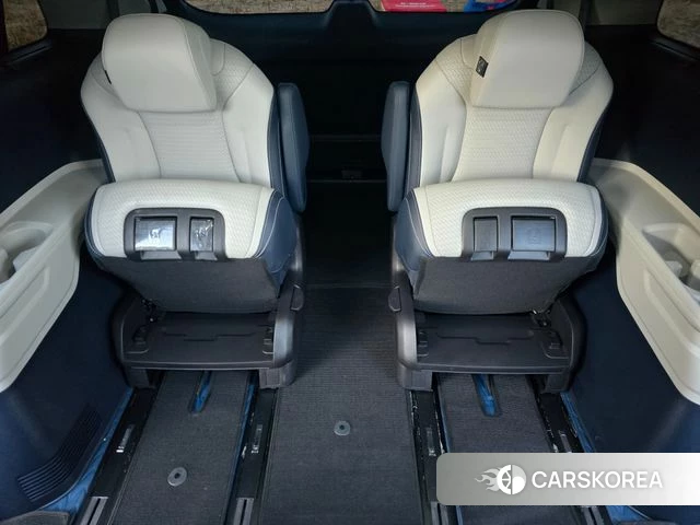 Kia The New Carnival 4th Generation 2024 Черный из Кореи, фото 5