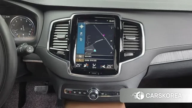 Volvo XC90 second Generation 2021 Белый из Кореи, фото 5