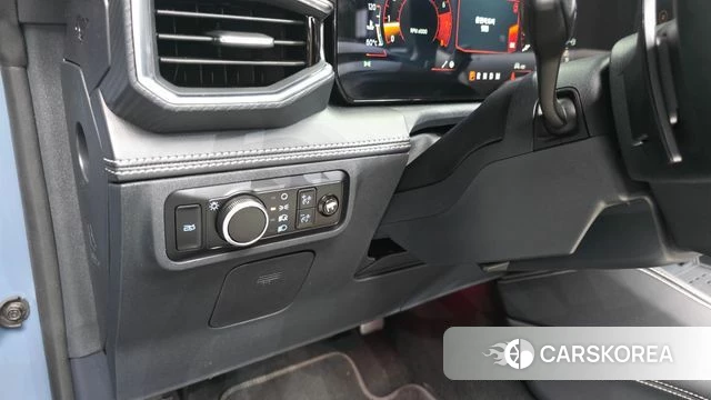Ford Mustang 7th Generation 2024 Небесно-голубой из Кореи, фото 5
