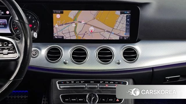 Mercedes-Benz E-Class W213 2019 Серый из Кореи, фото 5