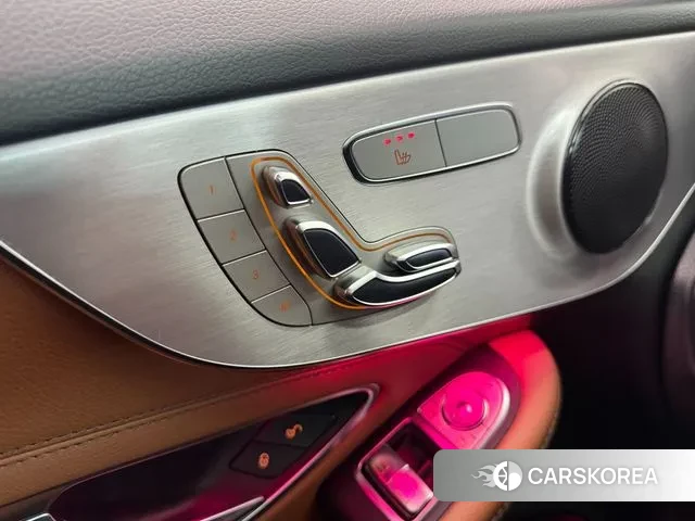 Mercedes-Benz C-Class W205 2021 Черный из Кореи, фото 5