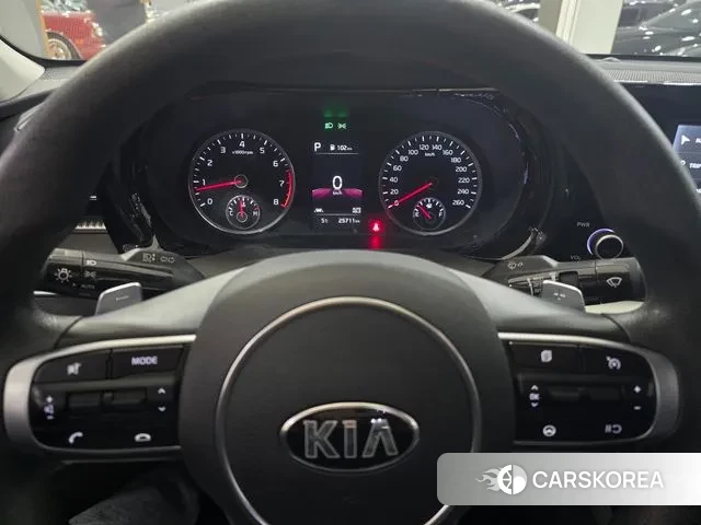 Kia K5 3rd generation 2021 Белый из Кореи, фото 5