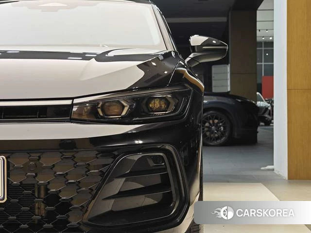 Volkswagen Passat 2026 Черный из Китая, фото 5
