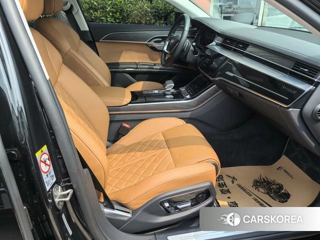 Audi A8 2024 Черный из Китая, фото 5