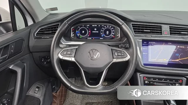 Volkswagen Tiguan second Generation 2022 Белый из Кореи, фото 5