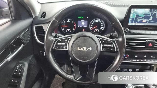 Kia Seltos 2021 Синий из Кореи, фото 5
